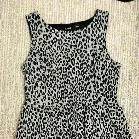 APT 8 M mini dress - Picture 2 of 6